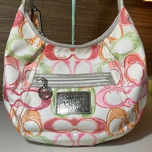 Coach 16700 Poppy Crossbody/Shoulder Bag